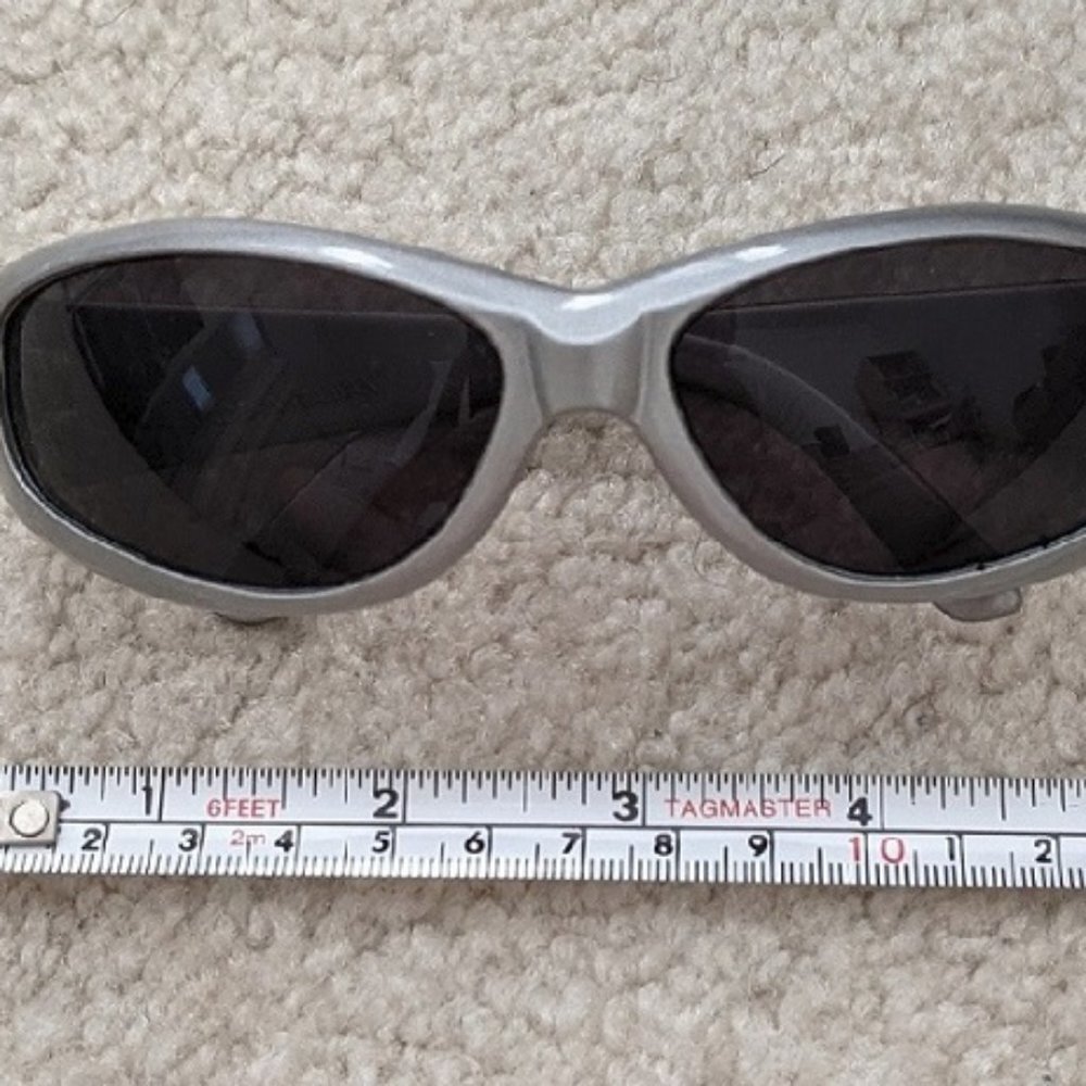 Kids sunglasses for boys or girls - Picture 1 of 6